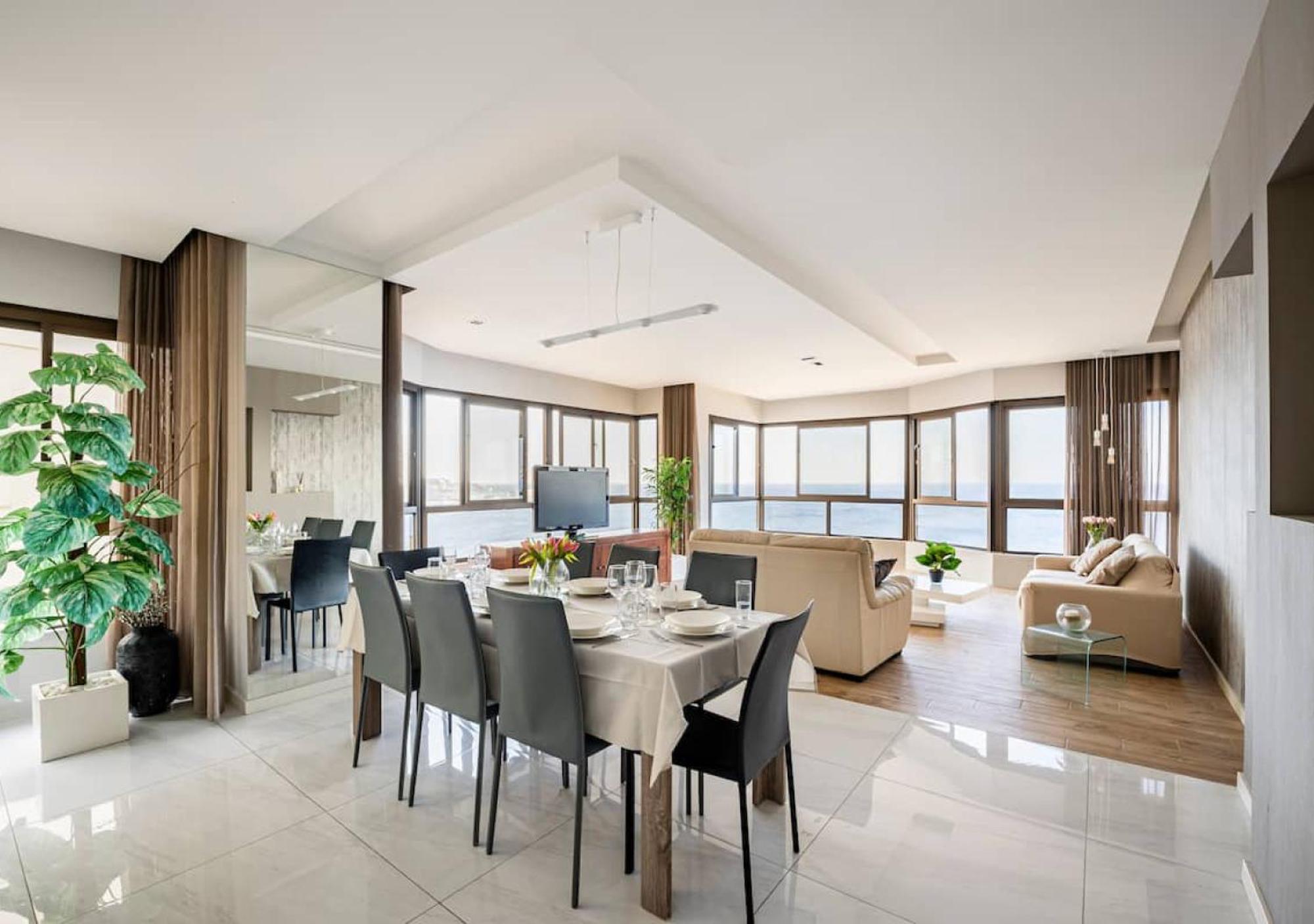 Sea View Luxury Haven Living & 3Bedrooms Seafront Sliema Kültér fotó