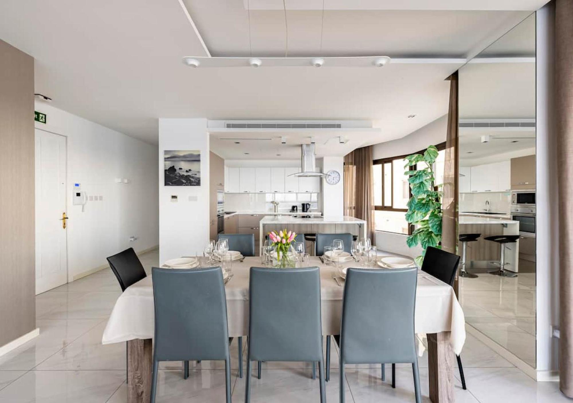 Sea View Luxury Haven Living & 3Bedrooms Seafront Sliema Kültér fotó